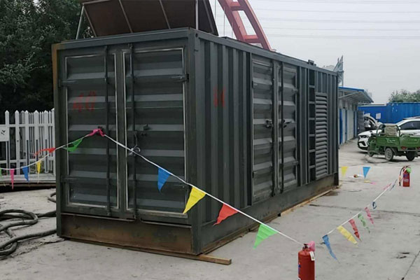 平凉发电机租赁空气滤清器多久更换一次？