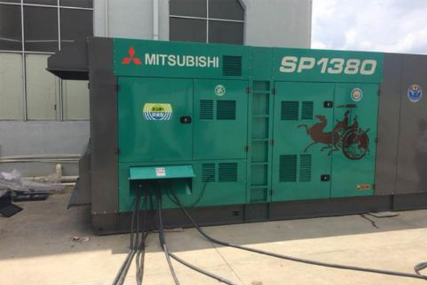 平凉为什么有些柴油发电机组的输出电压可以调节？