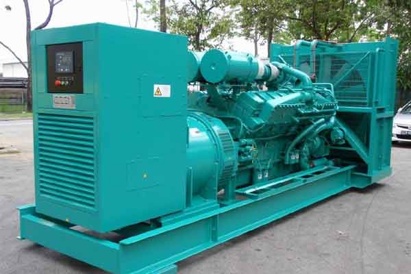 平凉柴油发电机组电压不稳定怎样维修？