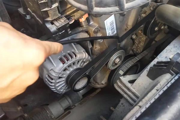 平凉转速传感器的工作原理是什么？